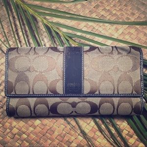Coach classic fabric print wallet